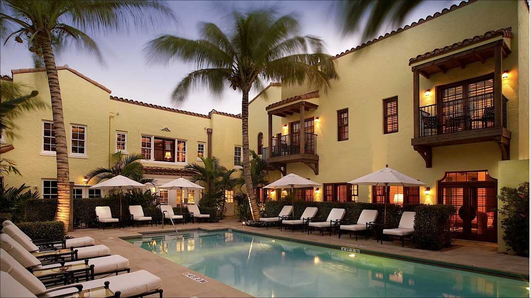 The Sunday Brazilian Brunch Spot of The Week at Connectbrazil.com: The Brazilian Court Hotel in Palm Beach, Florida.