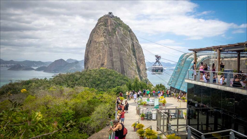 You Can Do This: Garota da Urca Bar - Connect Brazil